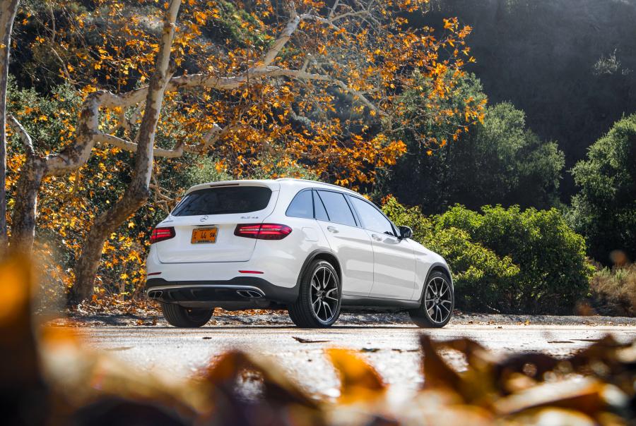  Mercedes-AMG GLC43 4Matic 2016 года  (NA) (фото 6 из 20)
